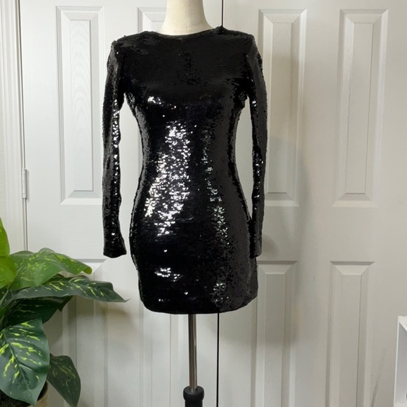 Frame Women’s Open-back Sequin Knit Mini Dress Size XS - Picture 2 of 15